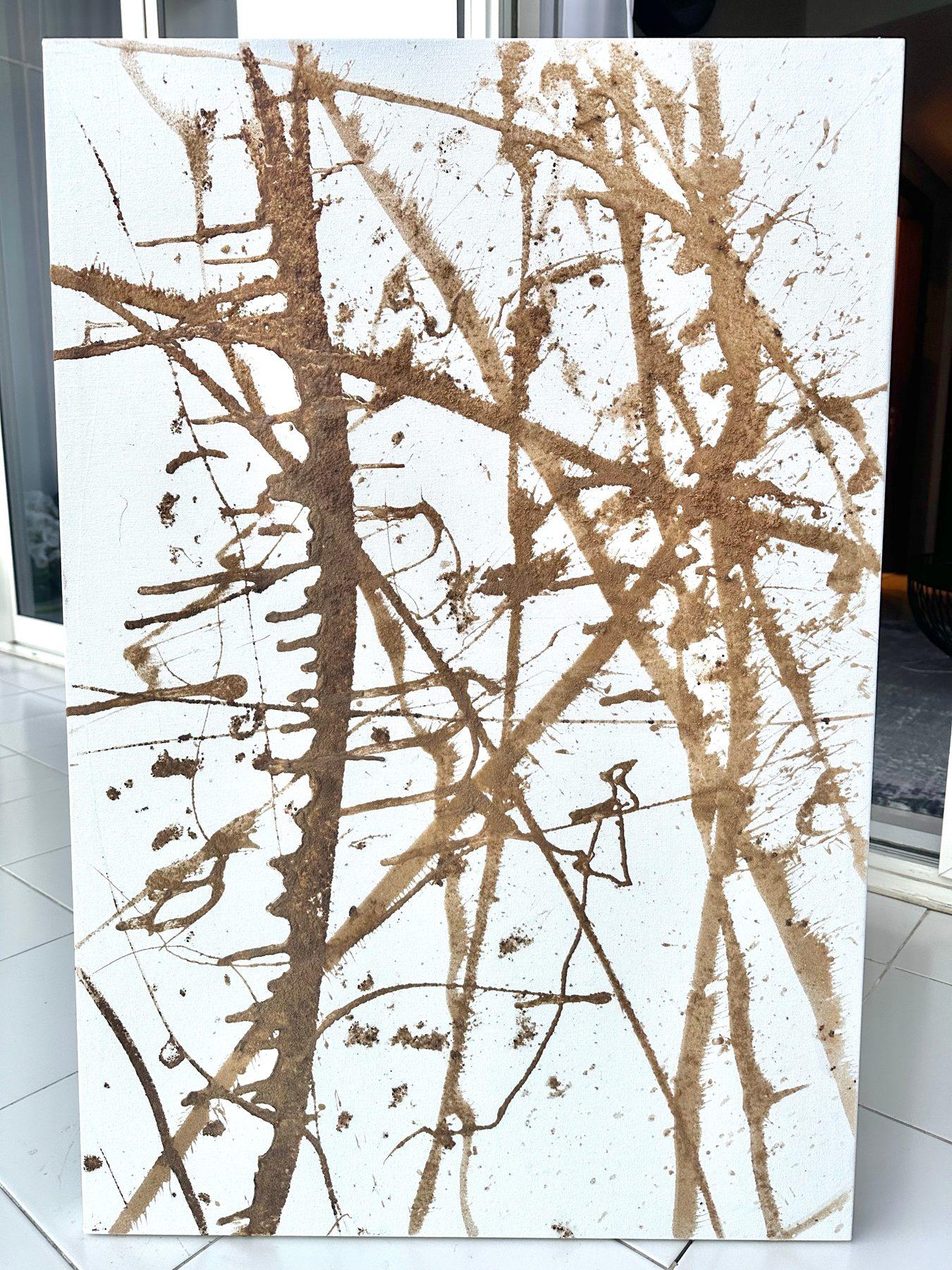 Time Breeze II by Alejandro Sánchez: criss-crossing strokes of sand-coloured paint on a white canvas
